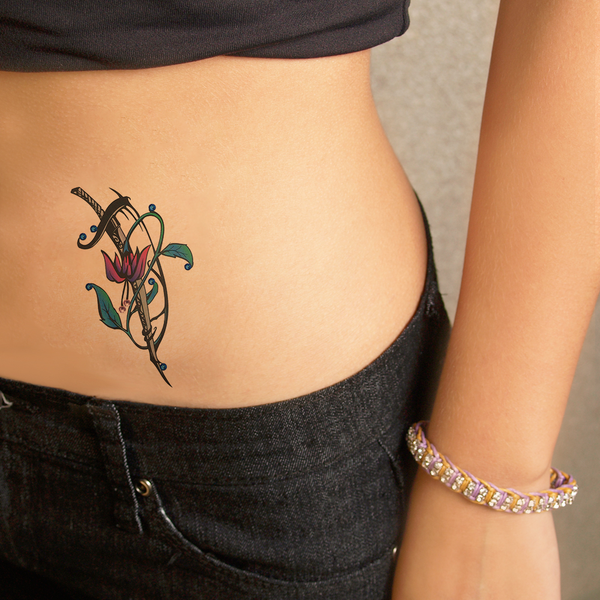 Art Plus Tatuajes con Cristales Rosa y Espada para Cadera